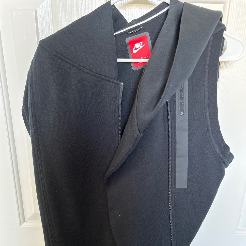 Women’s Nike Hooded Vest